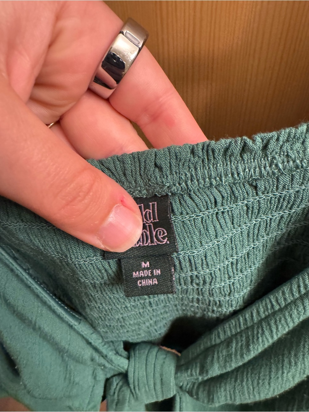 wild fable Green Tie-Front Puff Sleeve Crop Top - Picture 2 of 3